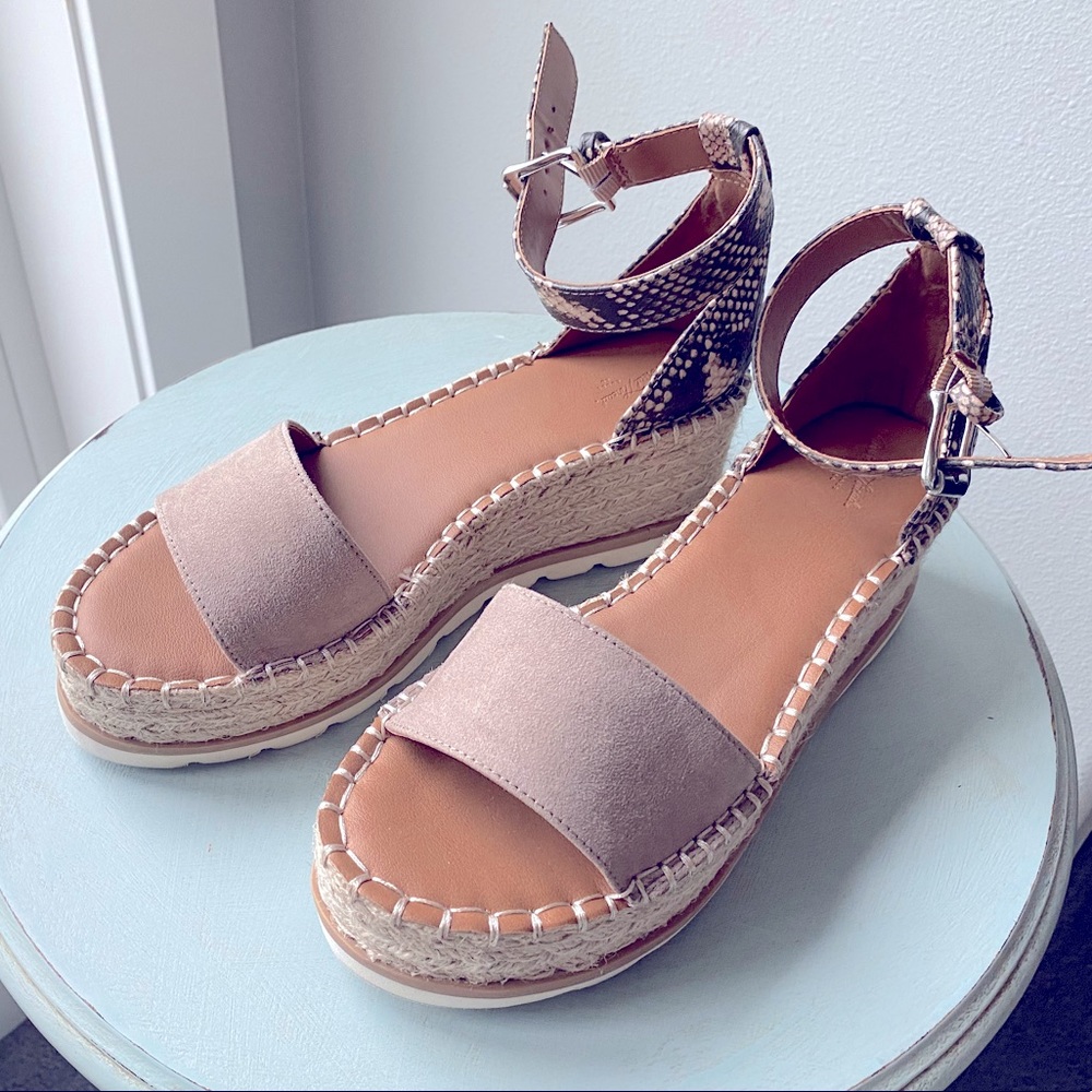 Universal Threads Snakeskin Platforms